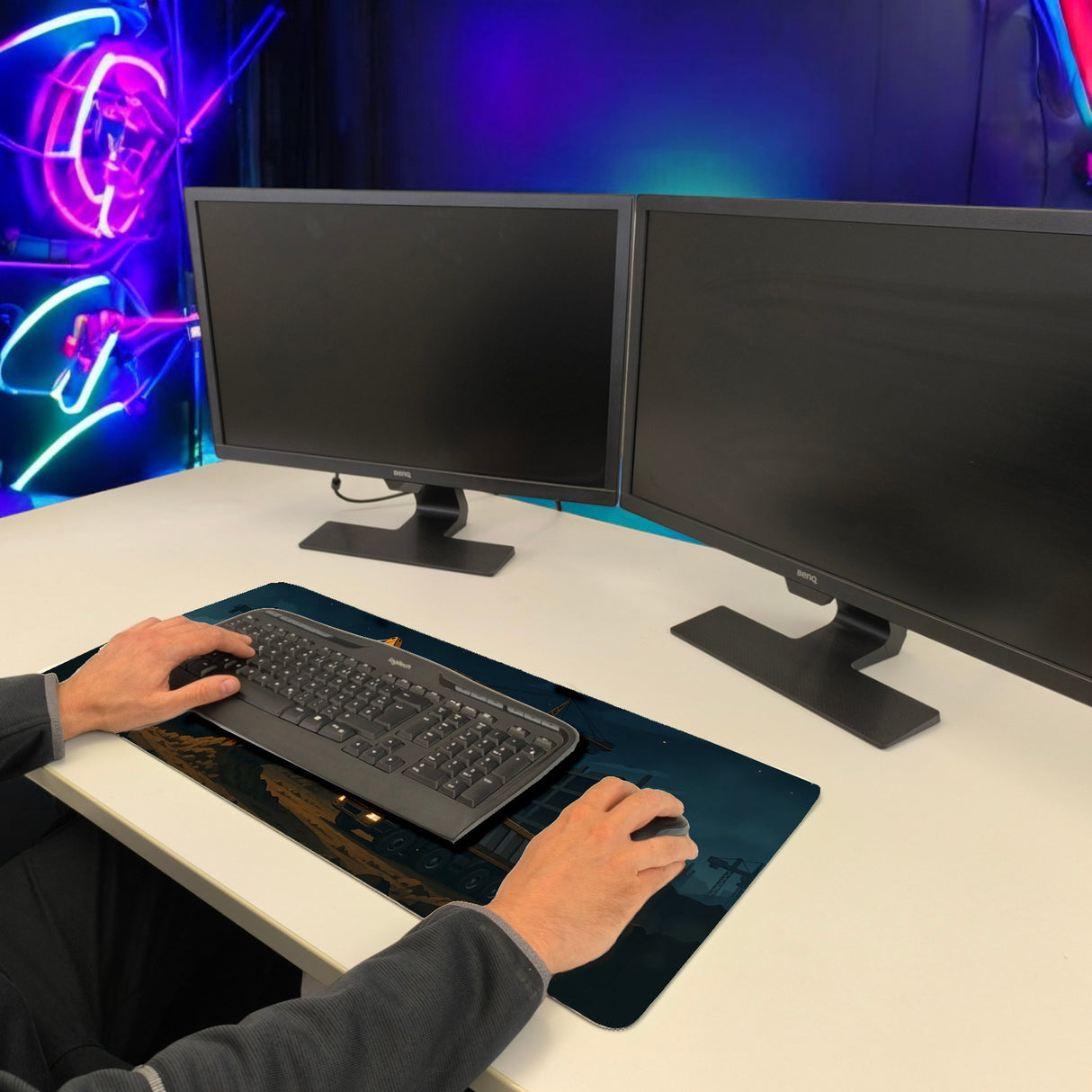 Baukran und Bagger Schreibtischunterlage 69x31cm XXL Mauspad für Baustellenfans