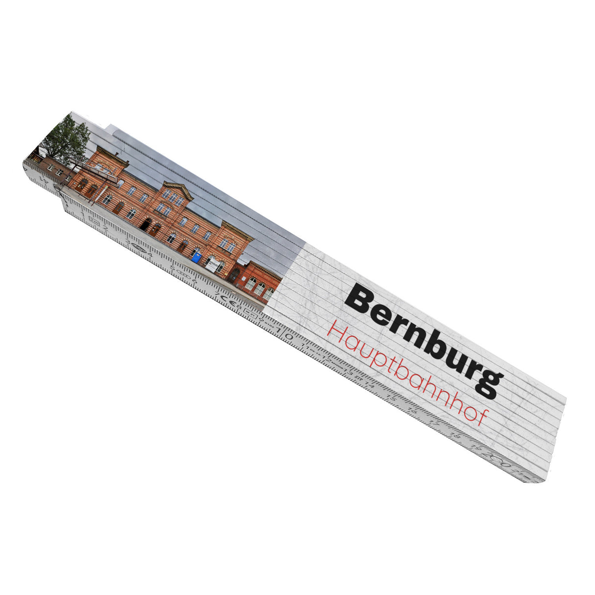 streetline Bernburg Hauptbahnhof Meterstab aus Holz