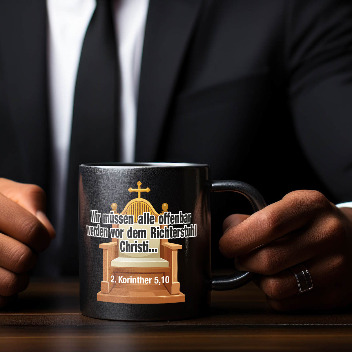 2 Korinther 5,10 Tasse in Schwarz mit Spruch
