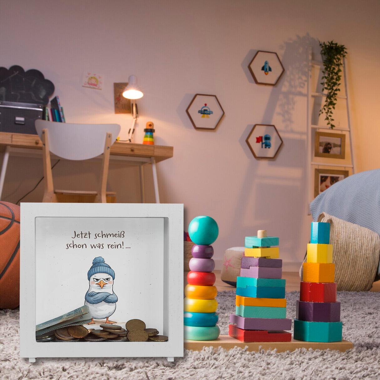 böse schauende Möwe mit Mütze Spardose Jetzt schmeiß rein