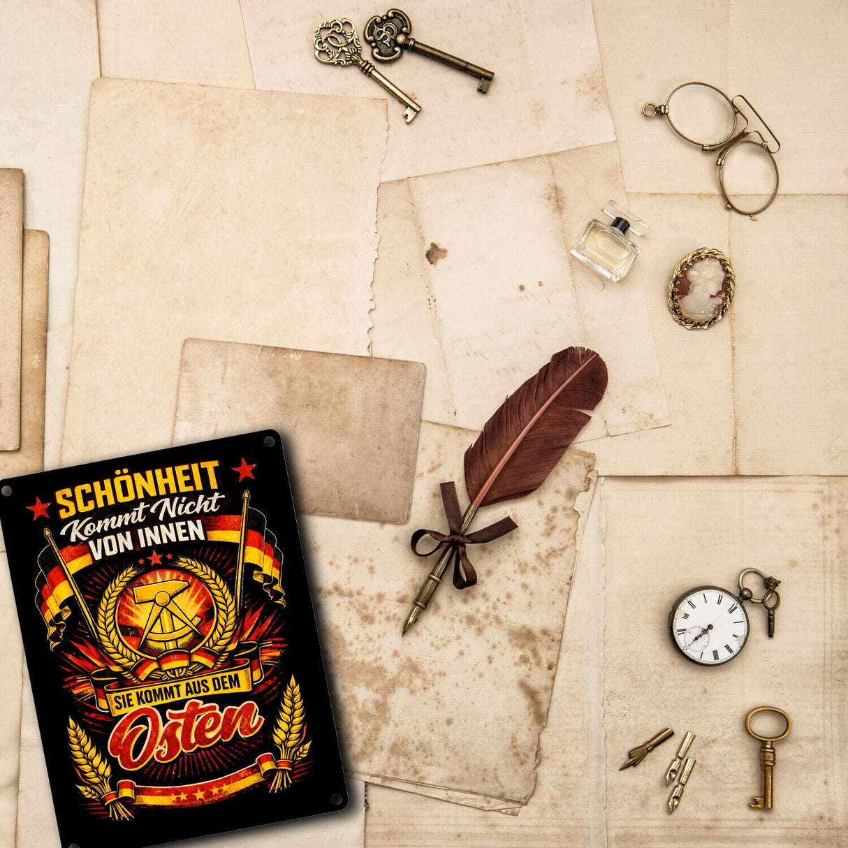 DDR - Schönheit kommt aus dem Osten Metallschild in 15x20 cm