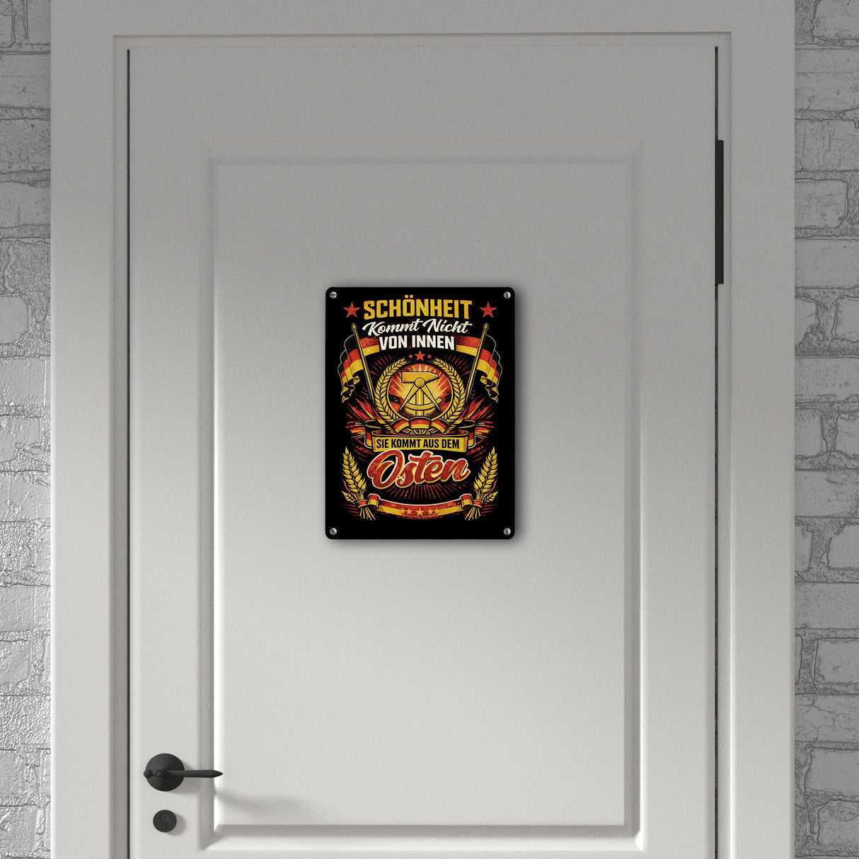 DDR - Schönheit kommt aus dem Osten Metallschild in 15x20 cm