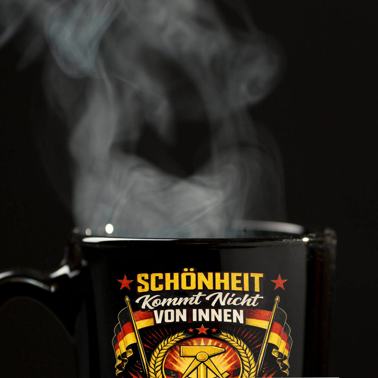 DDR - Schönheit kommt aus dem Osten Tasse