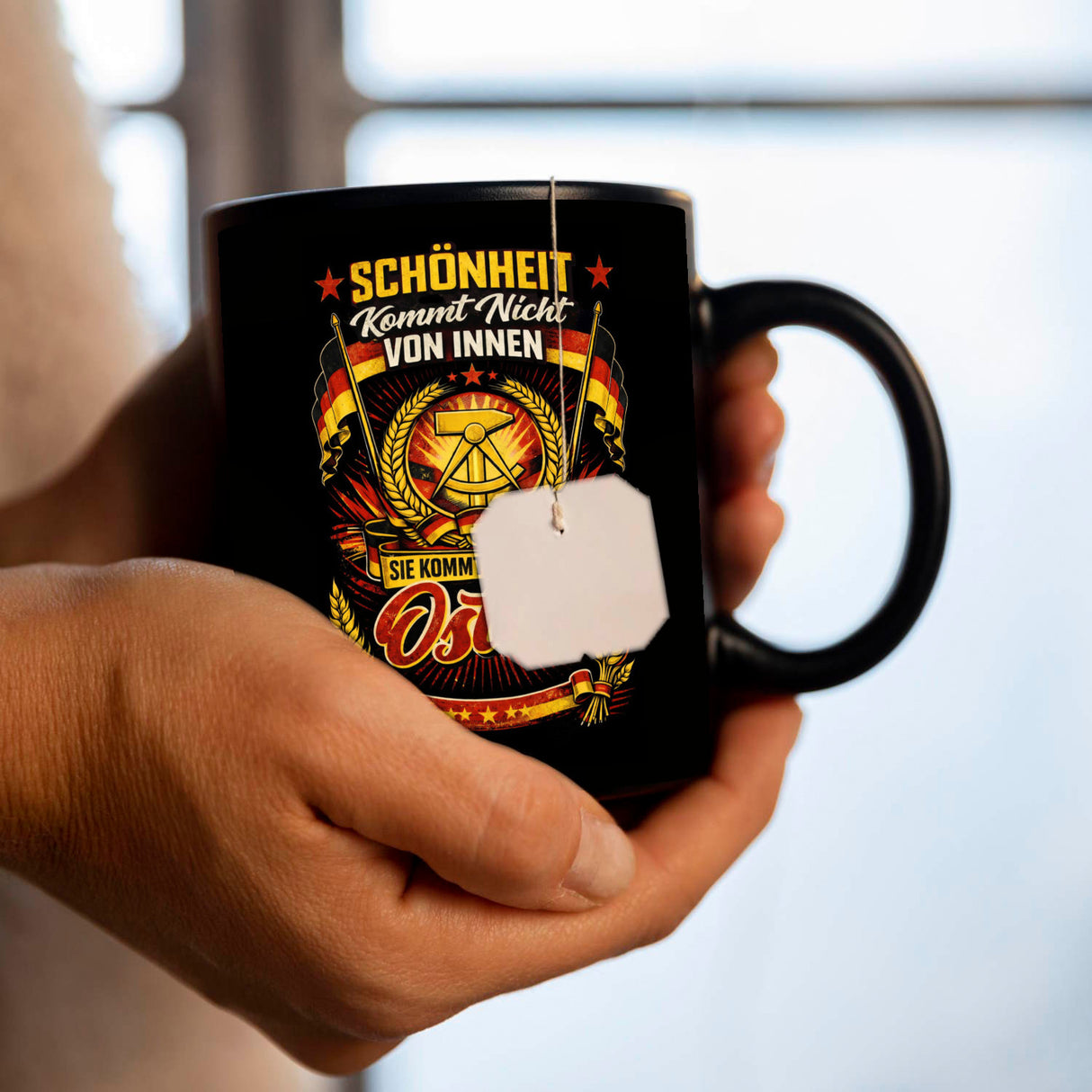 DDR - Schönheit kommt aus dem Osten Tasse