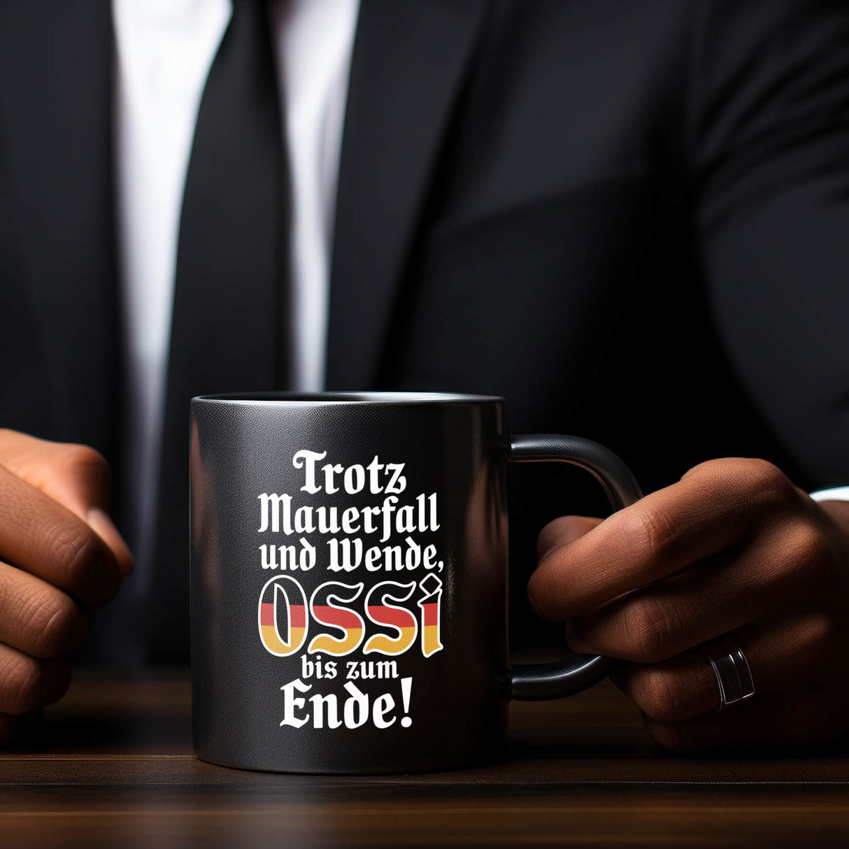 Ossi bis zum Ende Tasse mit Ossi-Spruch