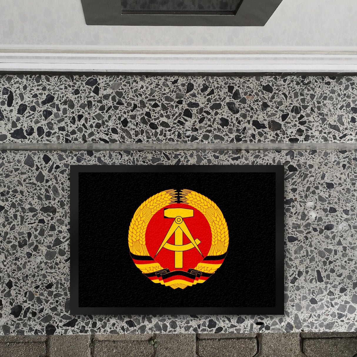 DDR Staatswappen Fußmatte in 35x50 cm für Ostalgie Fans