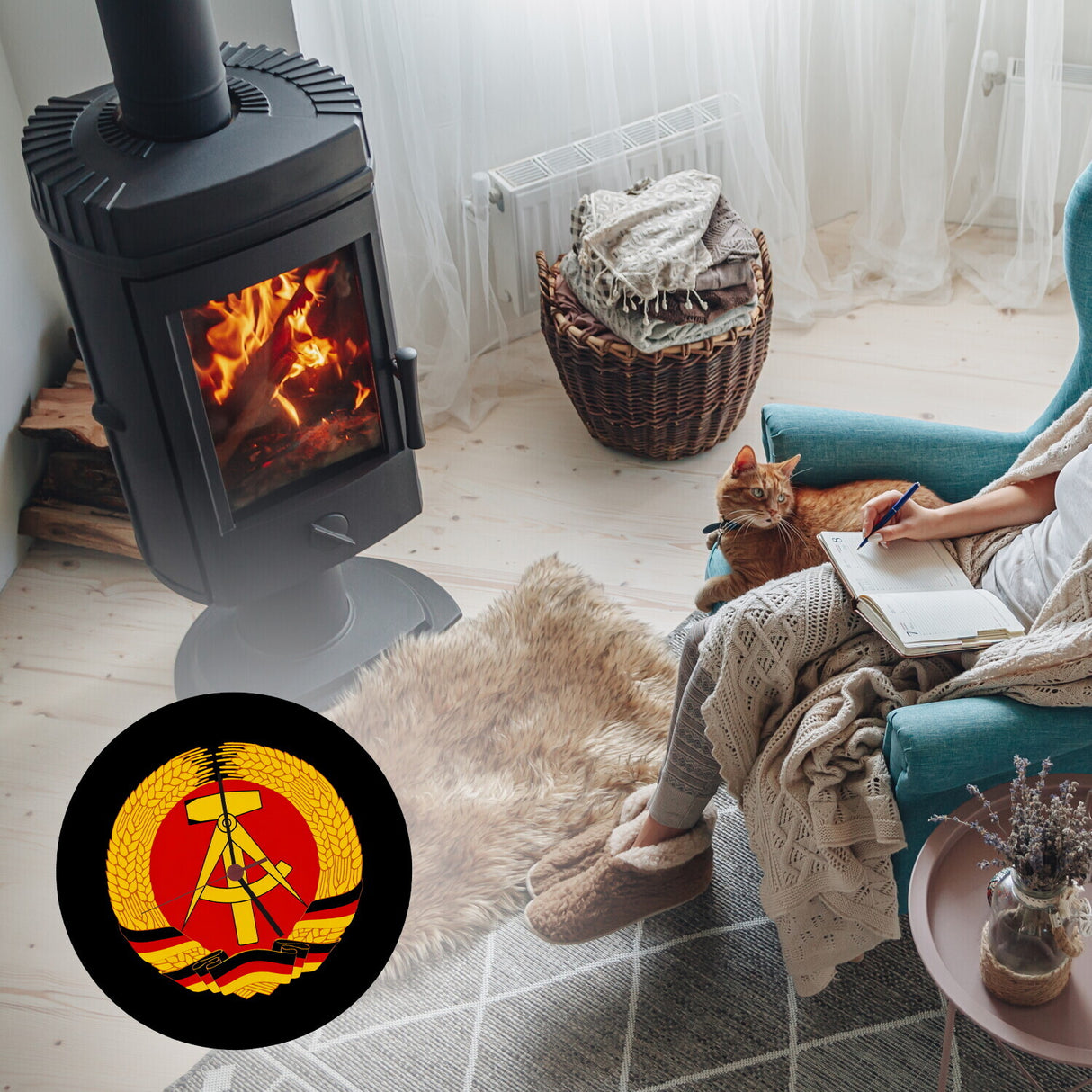 DDR Staatswappen Wanduhr für Ostalgie Fans