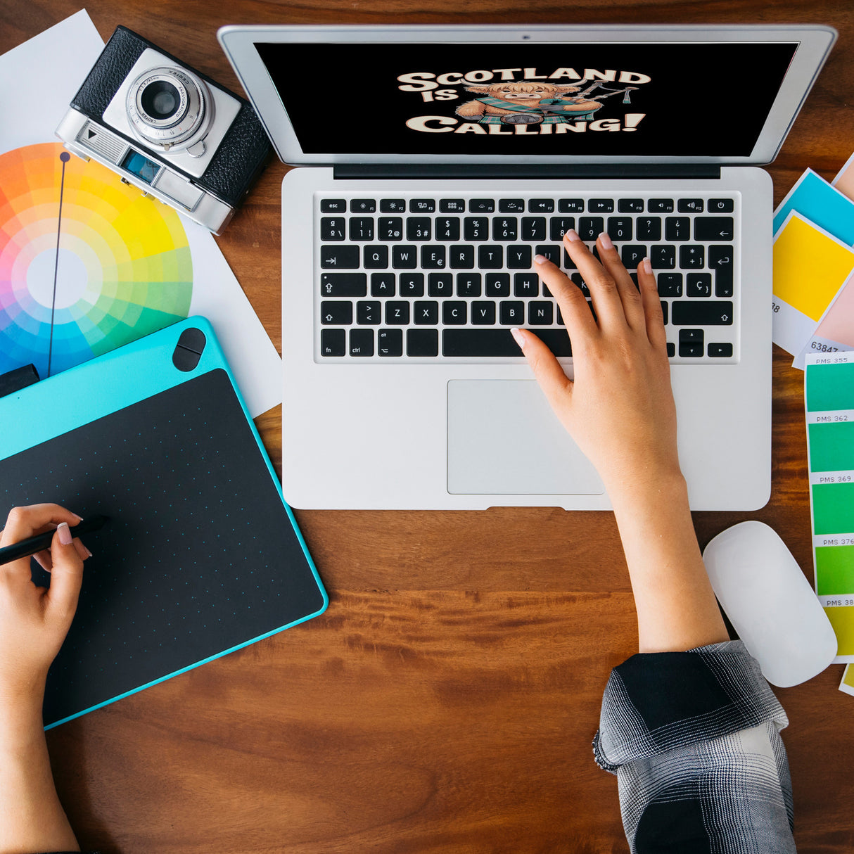 Scotland is calling! Magnet mit Highland-Kuh-Motiv