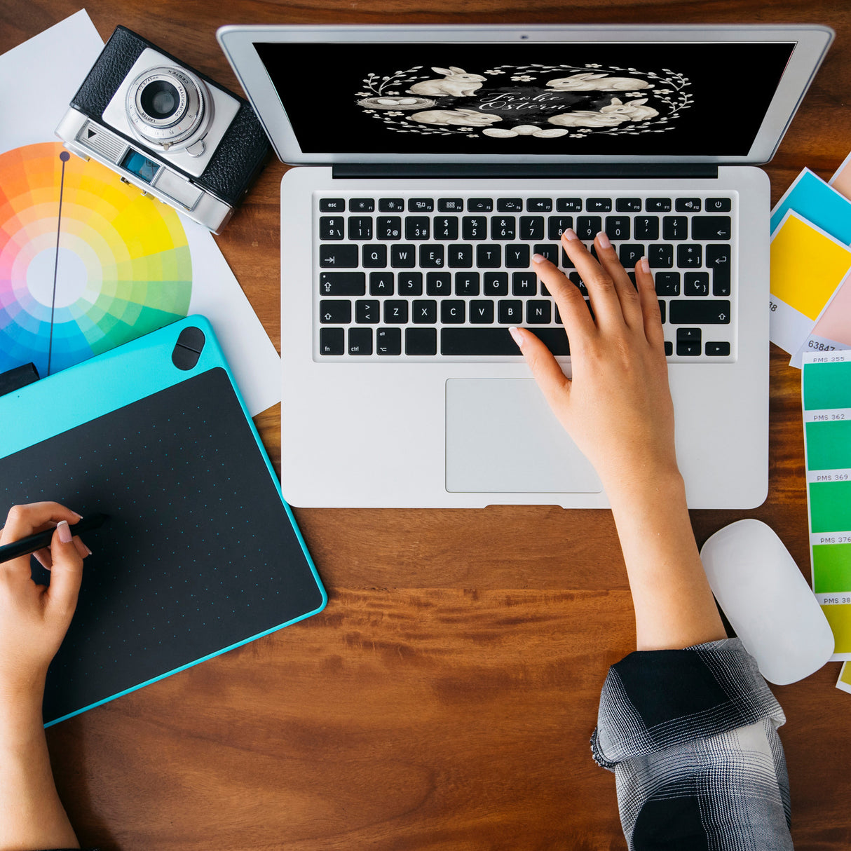 Frohe Ostern Magnet Haselnussfarbene Kaninchen mit Nest