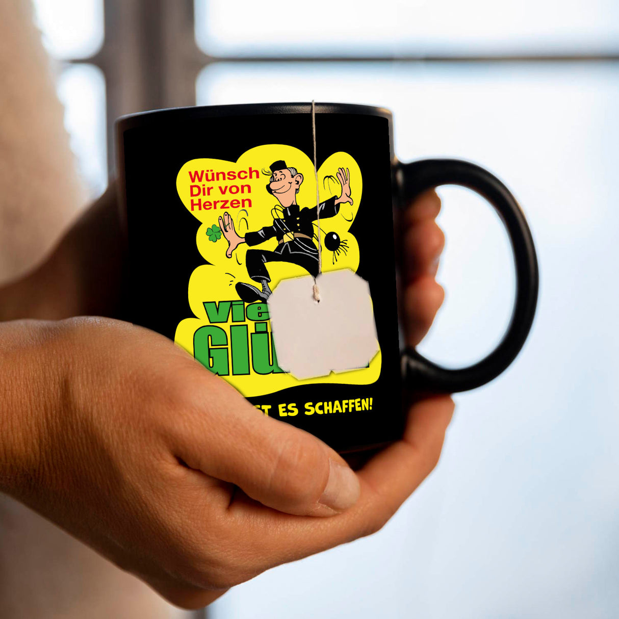 Kaminfeger Tasse in Schwarz mit Spruch: Viel Glück! Du schaffst es!