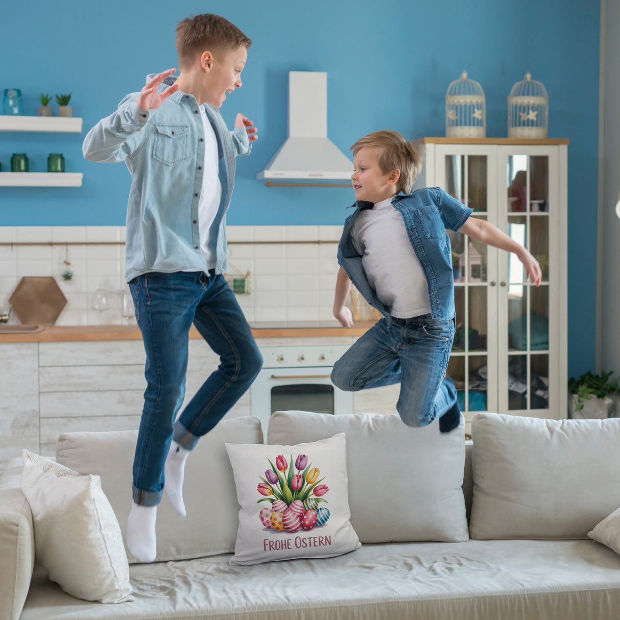 Tulpen und Ostereier Frohe Ostern Kissen