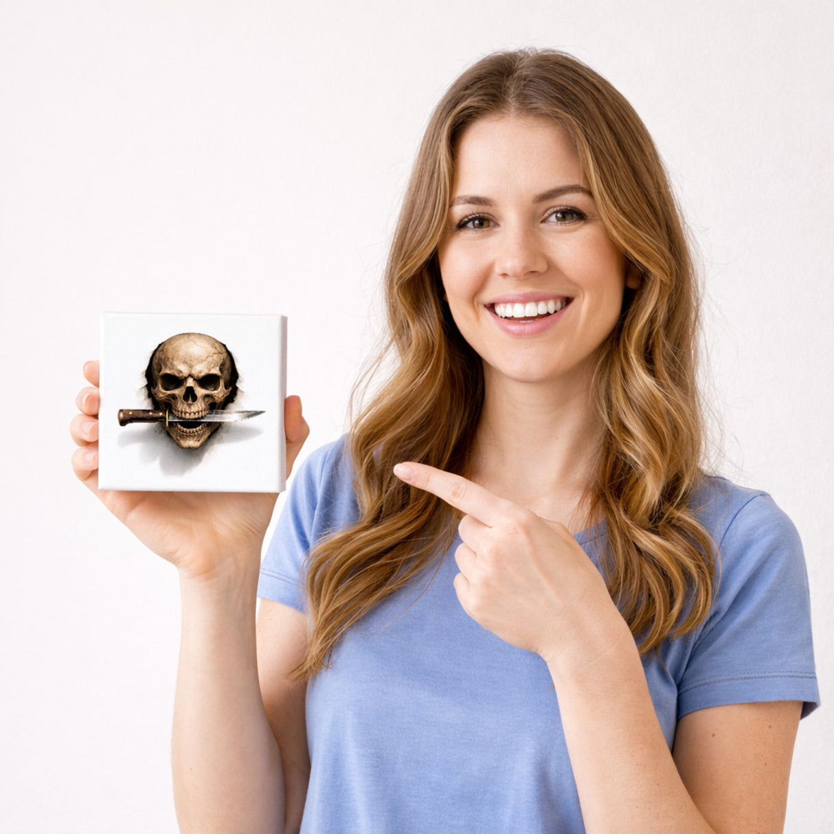 Klingenschädel Totenkopf 1 Holzbild in 10x10 cm zum Stellen oder Aufhängen