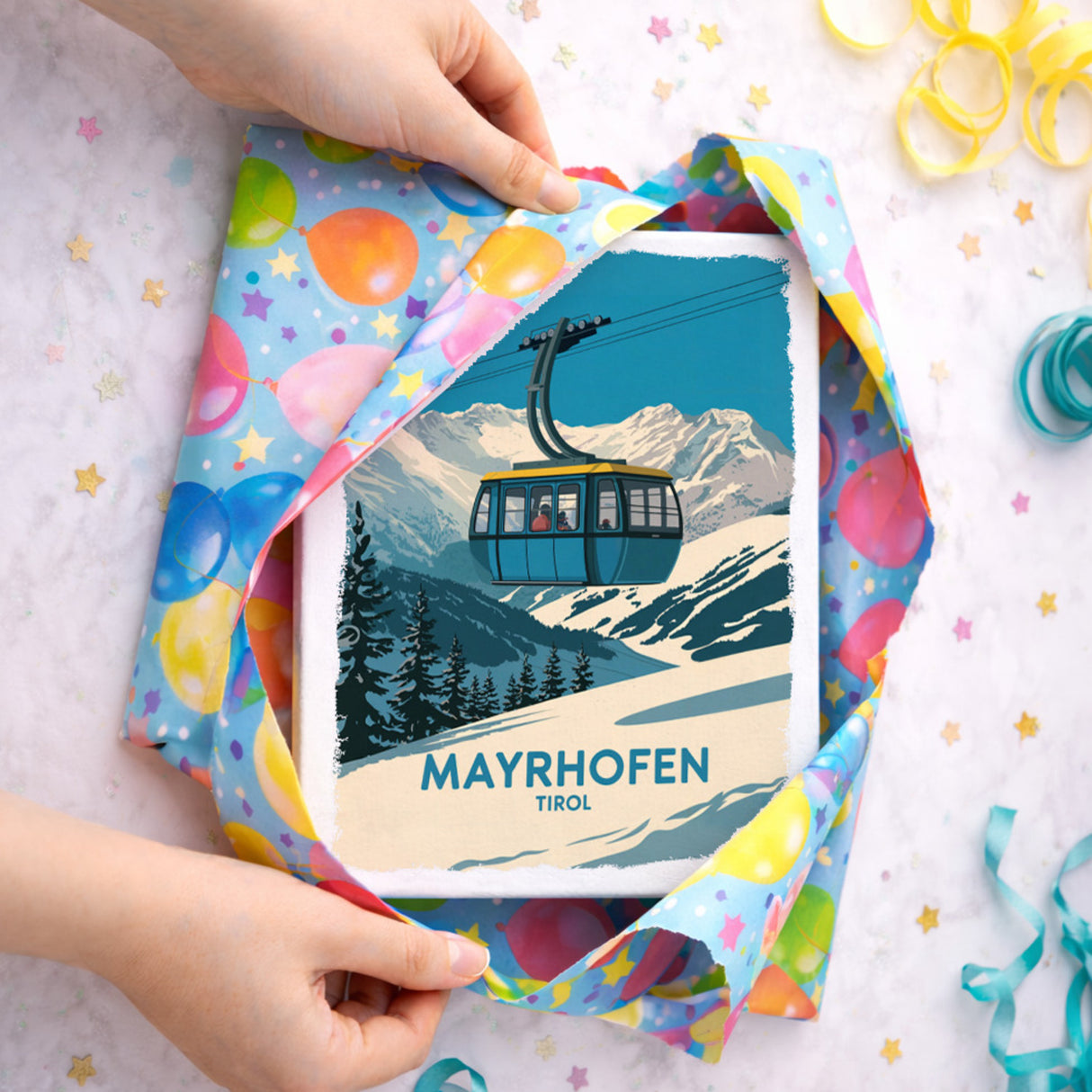 Mayrhofen Tirol Holzbild in 20x15 cm zum Stellen oder Aufhängen mit blau-gelber Seilbahn