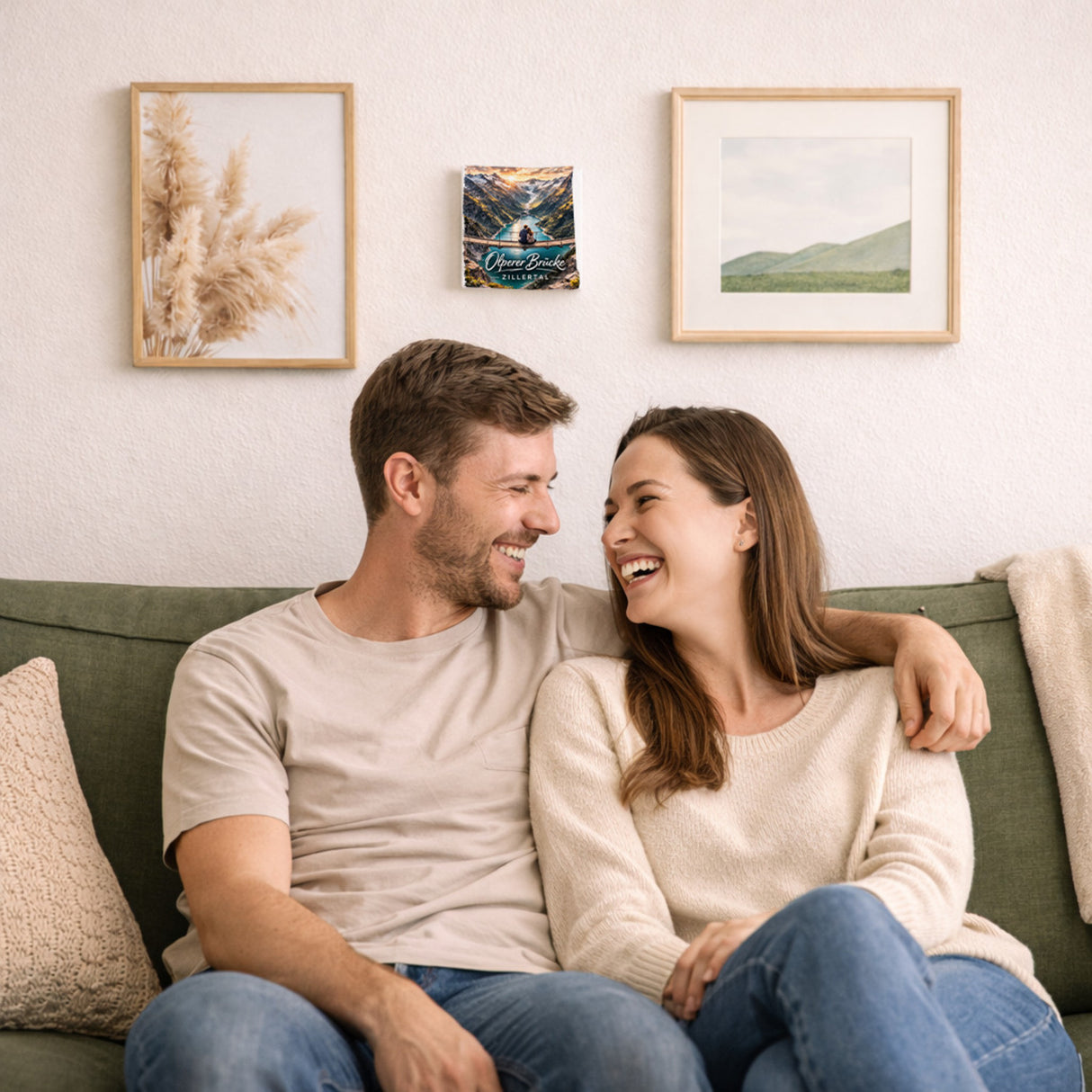 Olperer Brücke Holzbild in 10x10 cm zum Stellen oder Aufhängen mit Sonnenuntergang