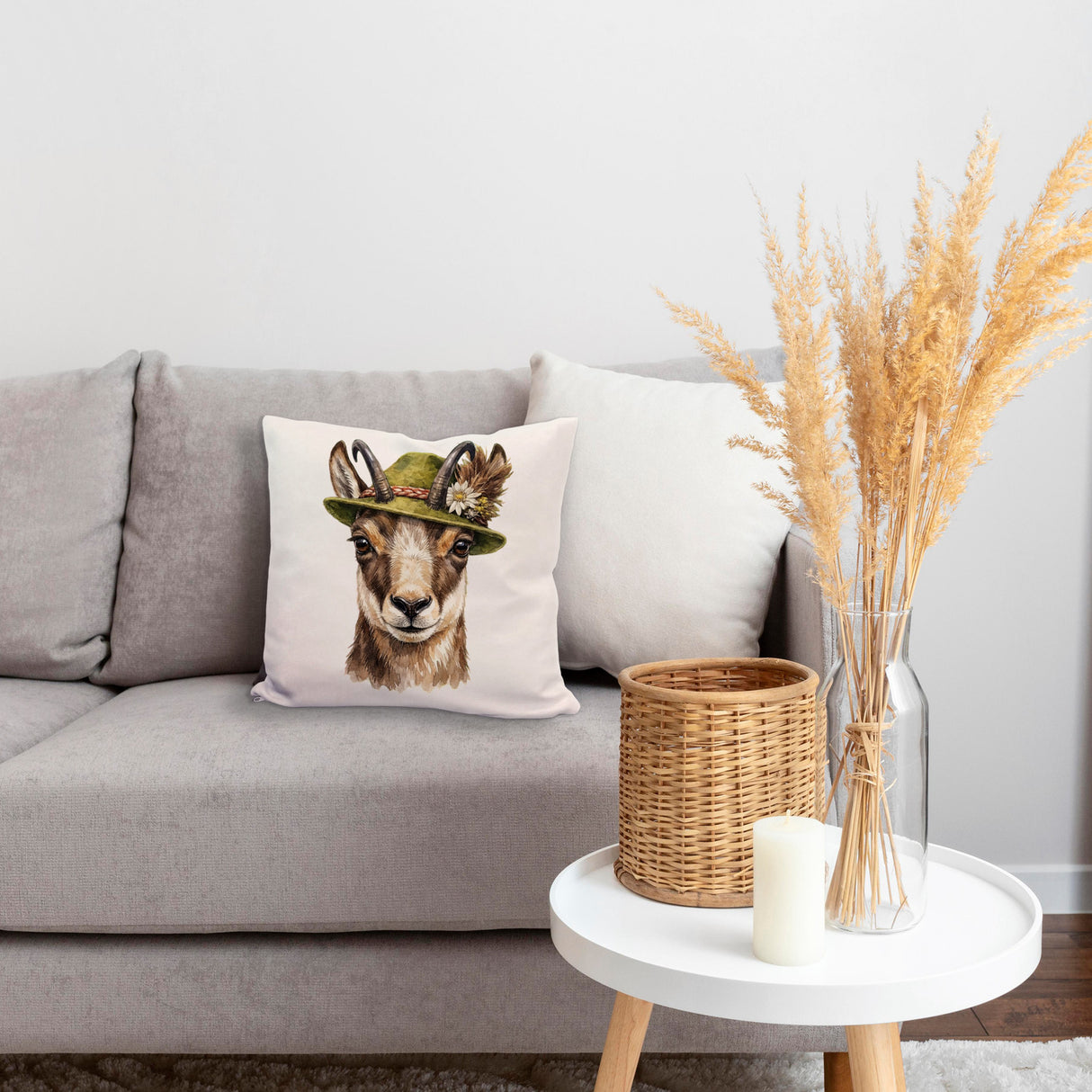 Gämse mit alpenländischem Trachtenhut Kissen