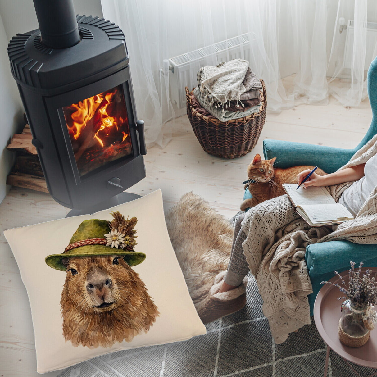 Capybara mit alpenländischem Trachtenhut Kissen