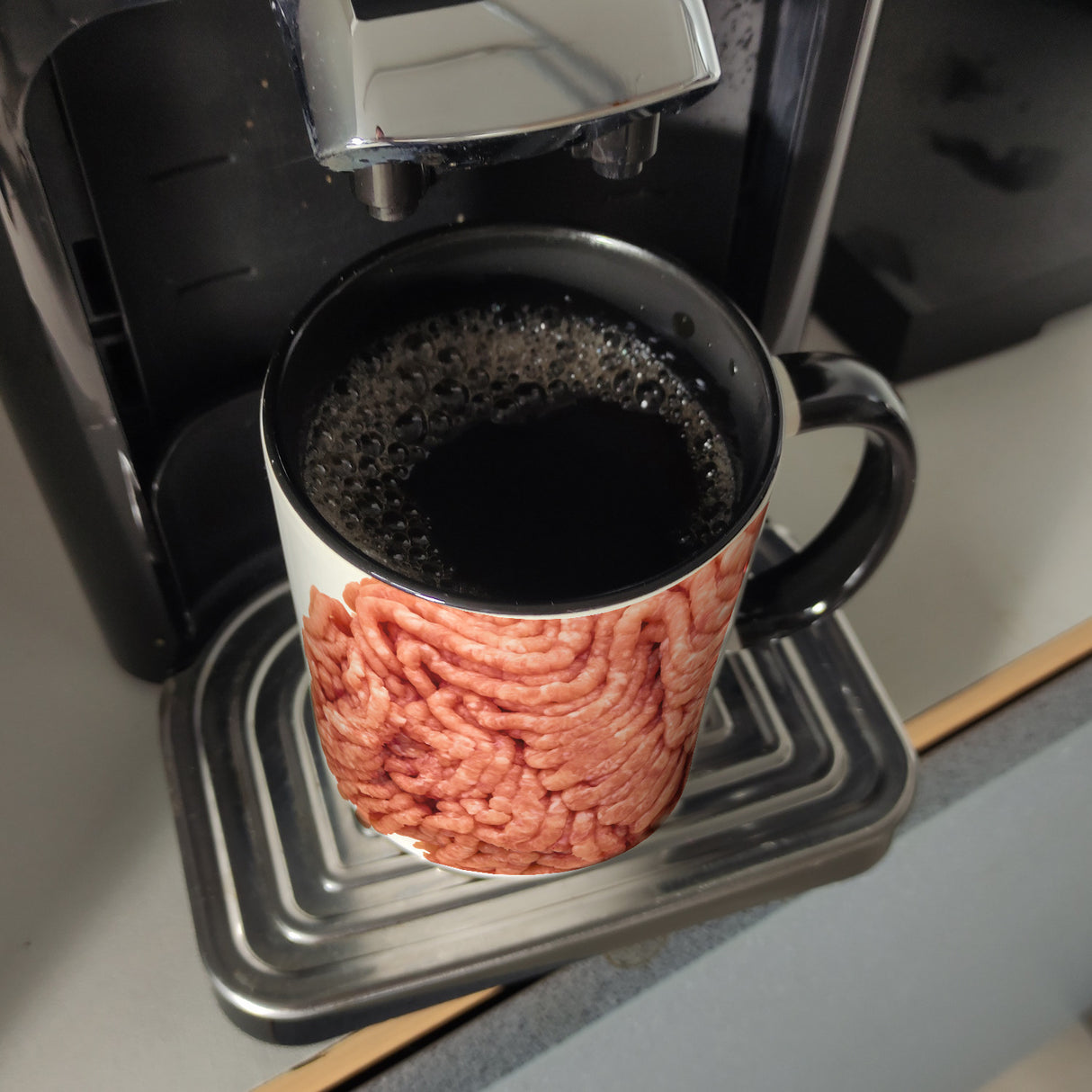 Hackfleisch Kaffeebecher