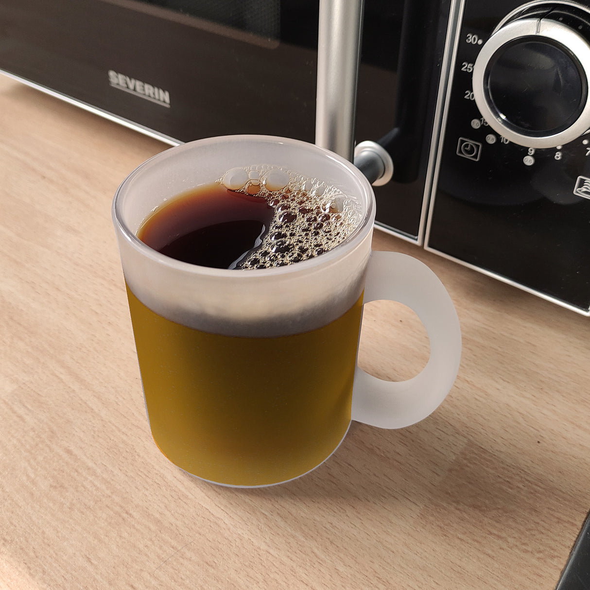 Kaffeebecher mit Bier Motiv