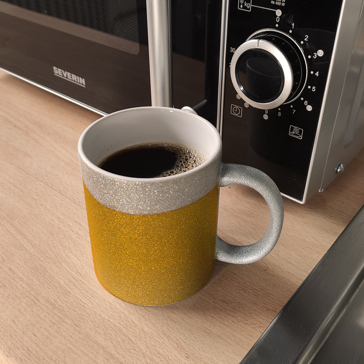 Kaffeebecher mit Bier Motiv