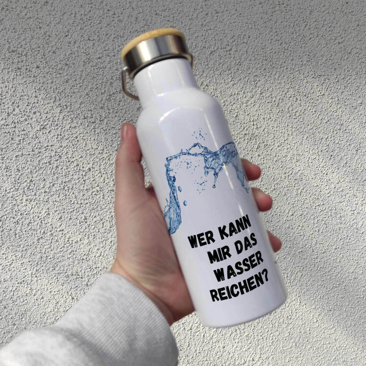 Wer kann mir das Wasser reichen? Thermoflasche mit Bambusdeckel
