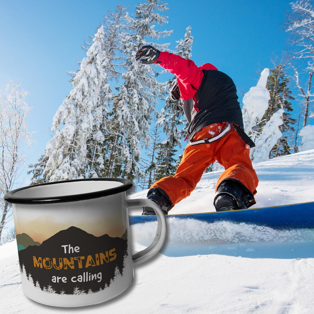 The mountains are calling Emailletasse mit Berglandschaft