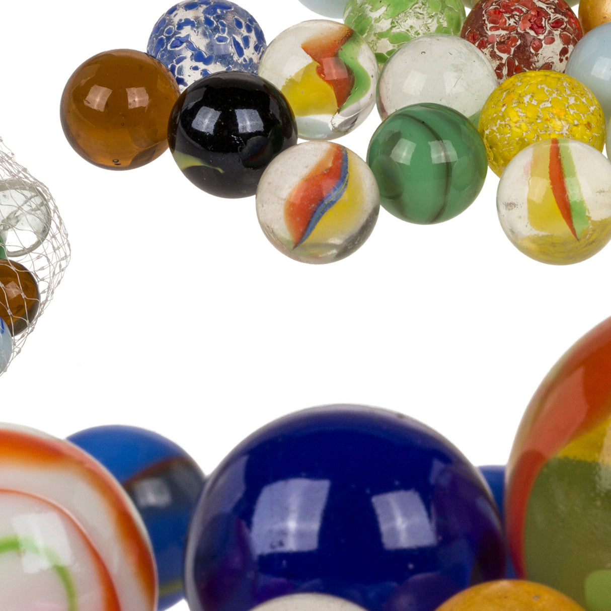 Bunte Murmeln aus Glas in verschiedenen Größen