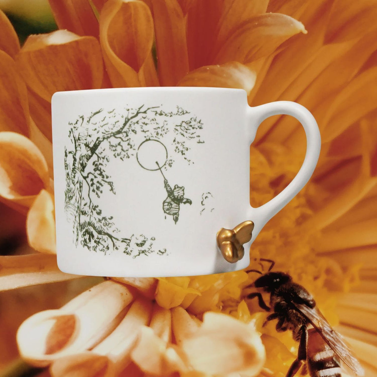 Disney Winnie Puuh Kaffeebecher mit goldener Biene