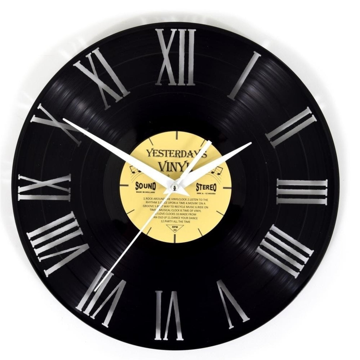 Römische Ziffern Vinyl Wanduhr aus einer echten Schallplatte
