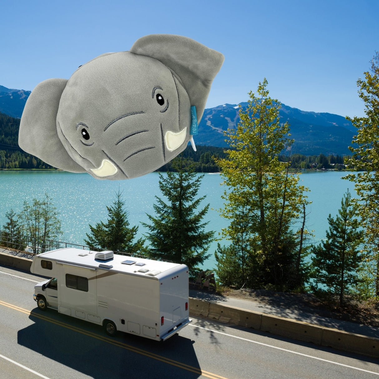 Elefant Reisekissen mit Augenmaske
