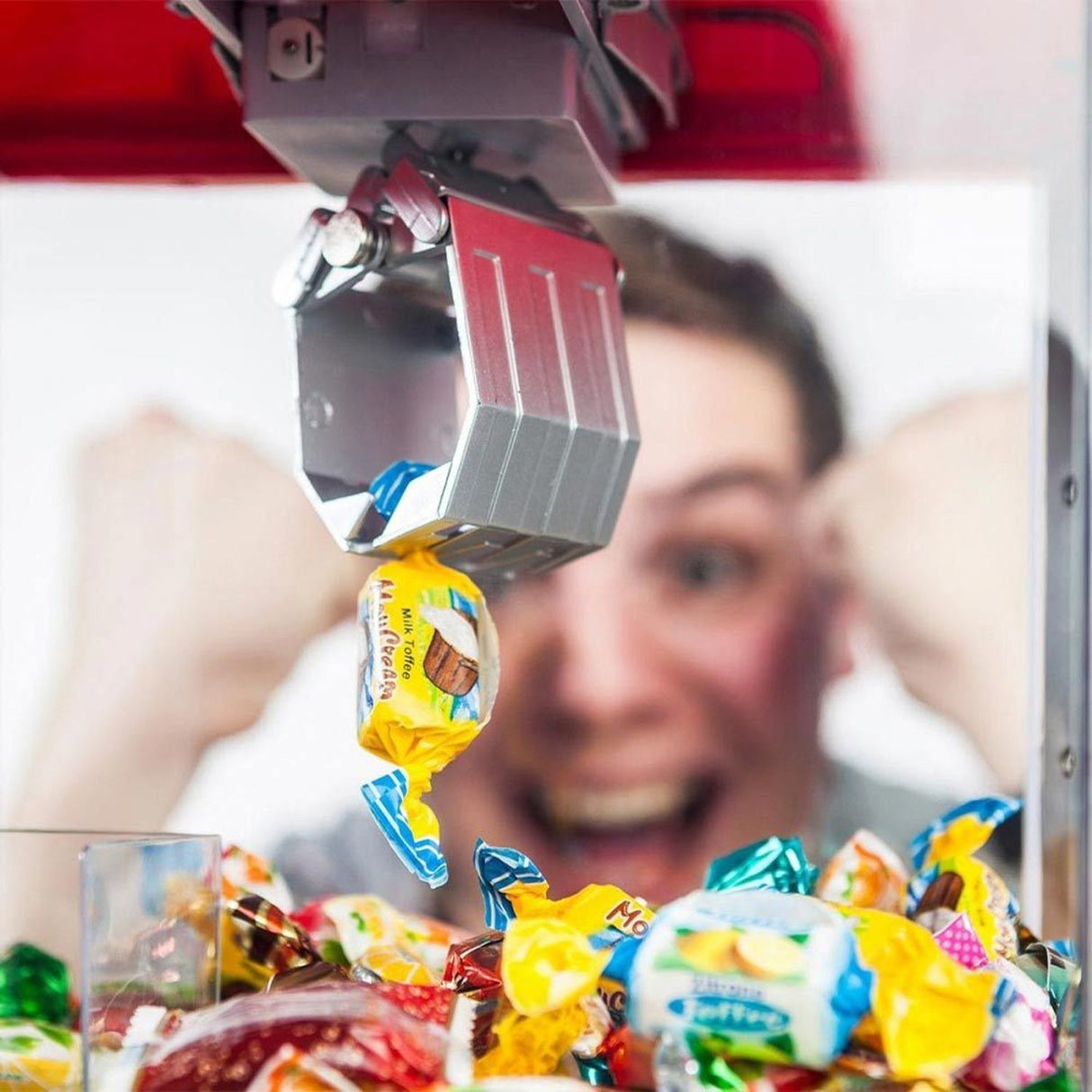 Spielzeug Süßigkeitenautomat Arcade Greifmaschine mit Münzen Candy Grabber