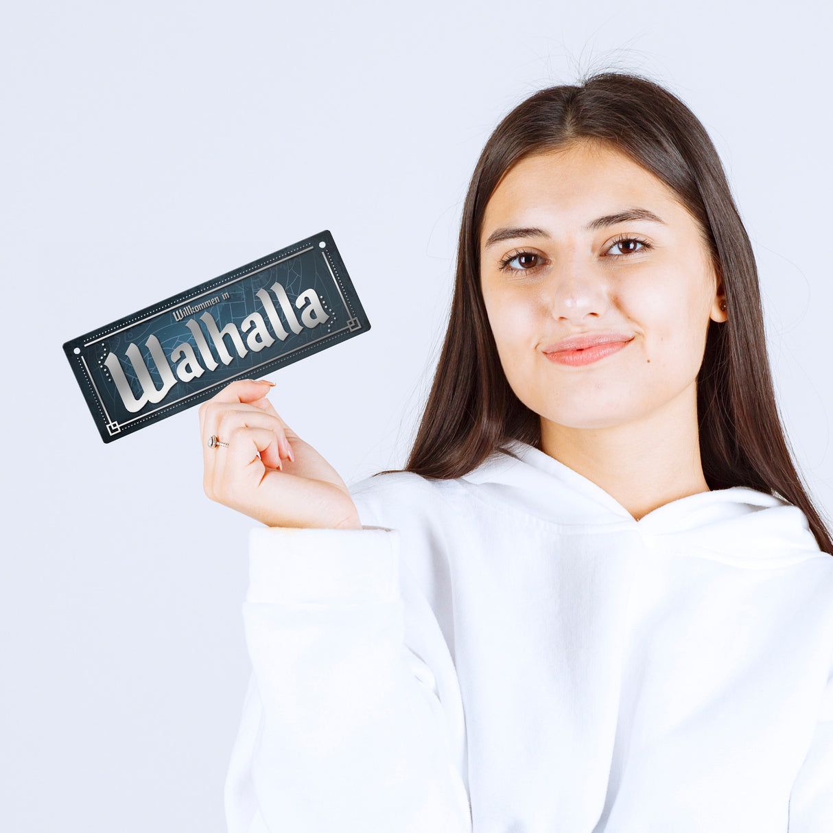 Wikinger Metallschild im nordischen Stil mit Spruch: Willkommen in Walhalla
