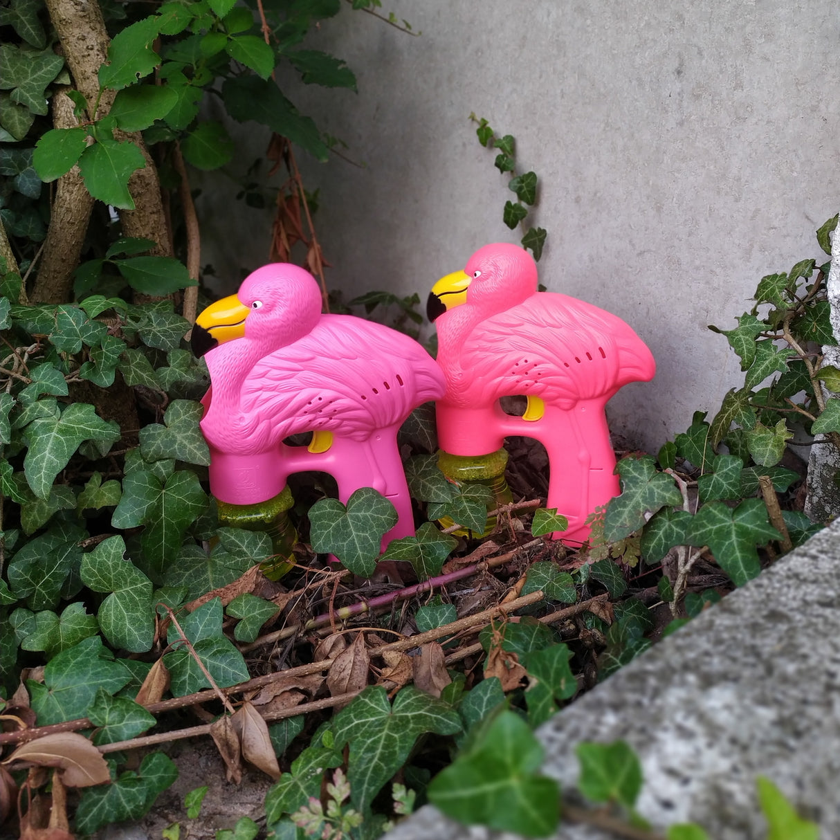 Flamingo Seifenblasenpistole mit Musik und Licht in rosa