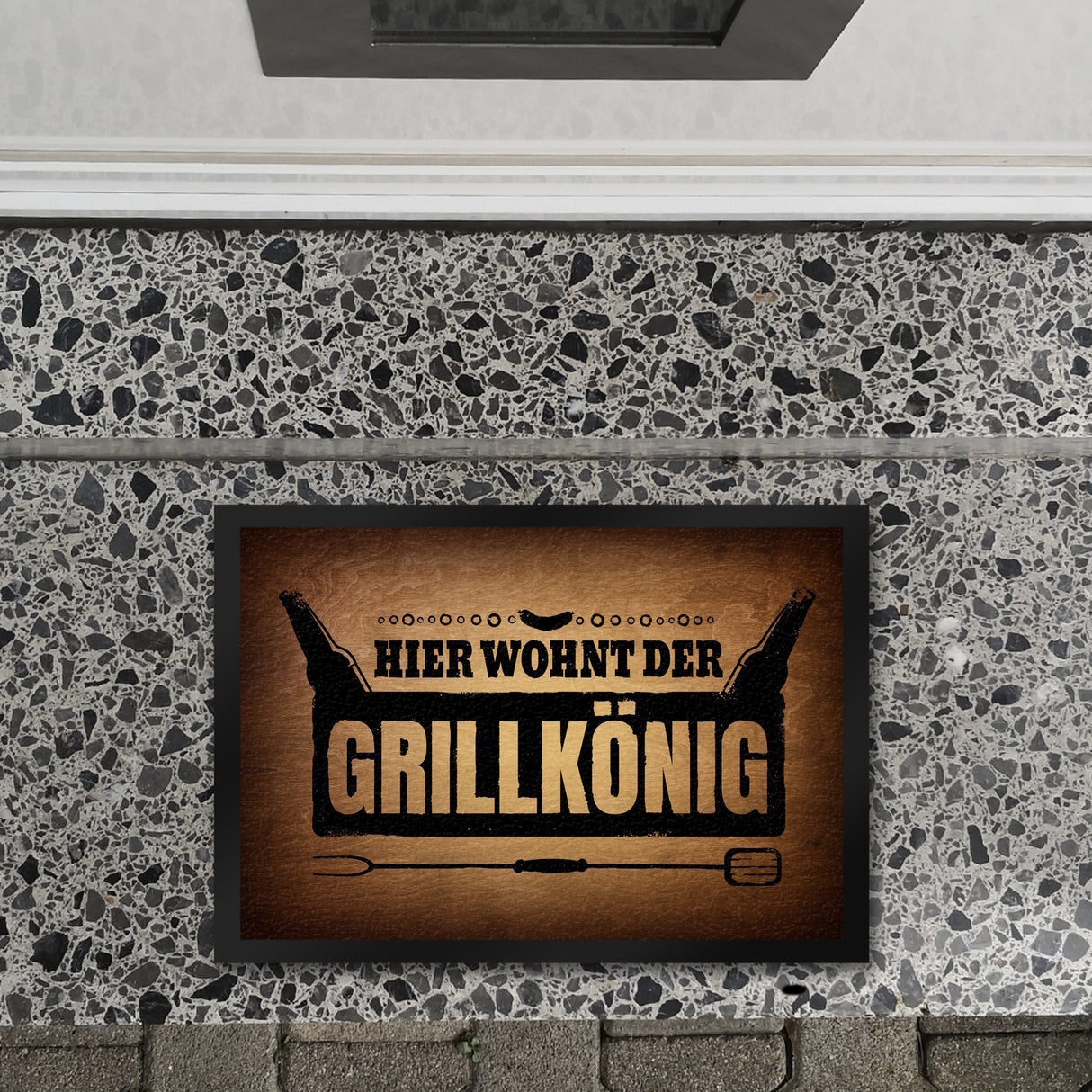 Hier wohnt der Grillkönig Fußmatte