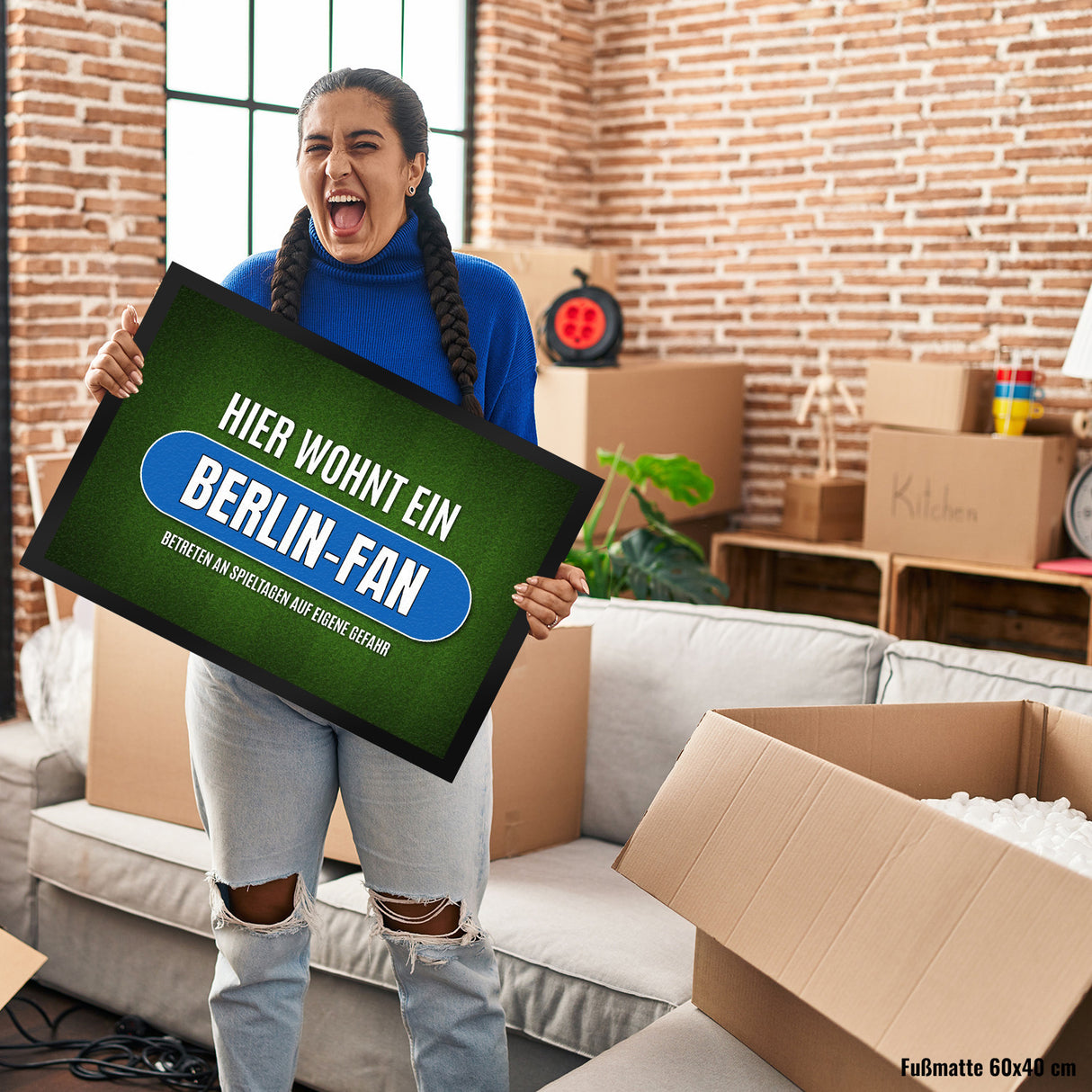 Hier wohnt ein Berlin-Fan Fußmatte mit Rasen Motiv