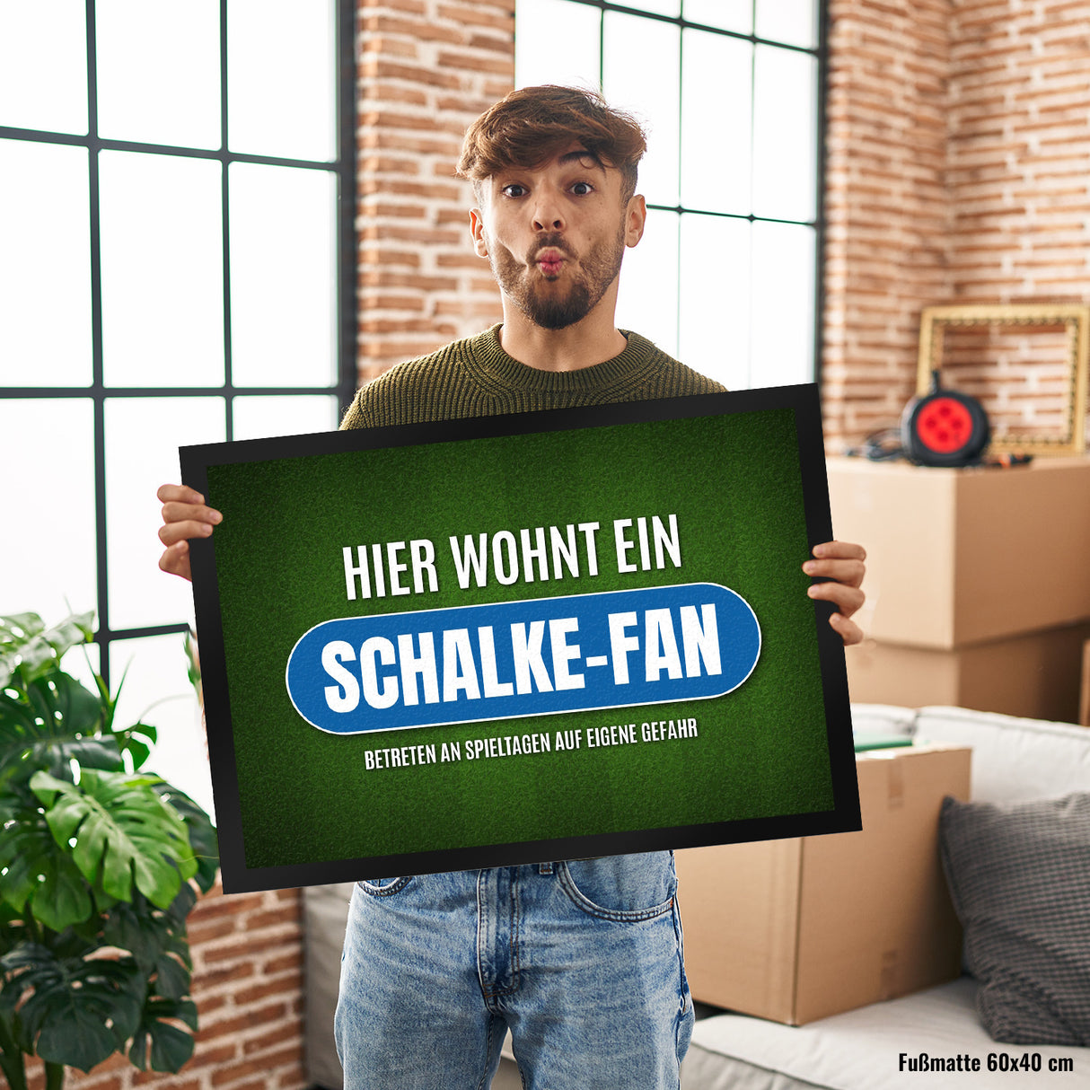Hier wohnt ein Schalke-Fan Fußmatte mit Rasen Motiv