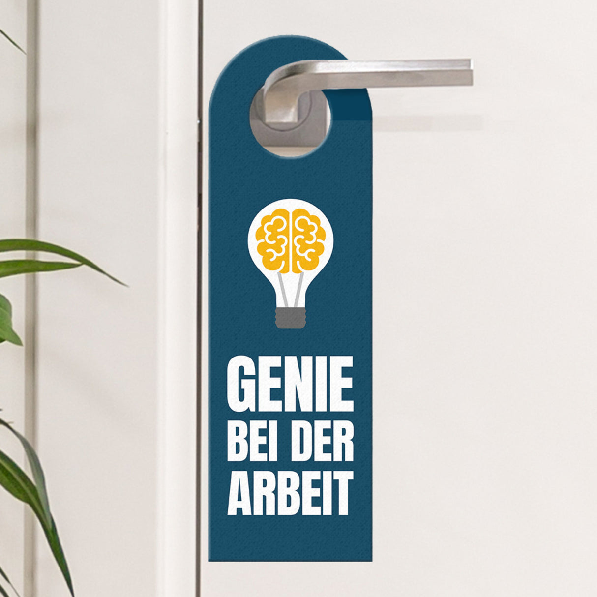 Genie bei der Arbeit oder willkommen Türhänger