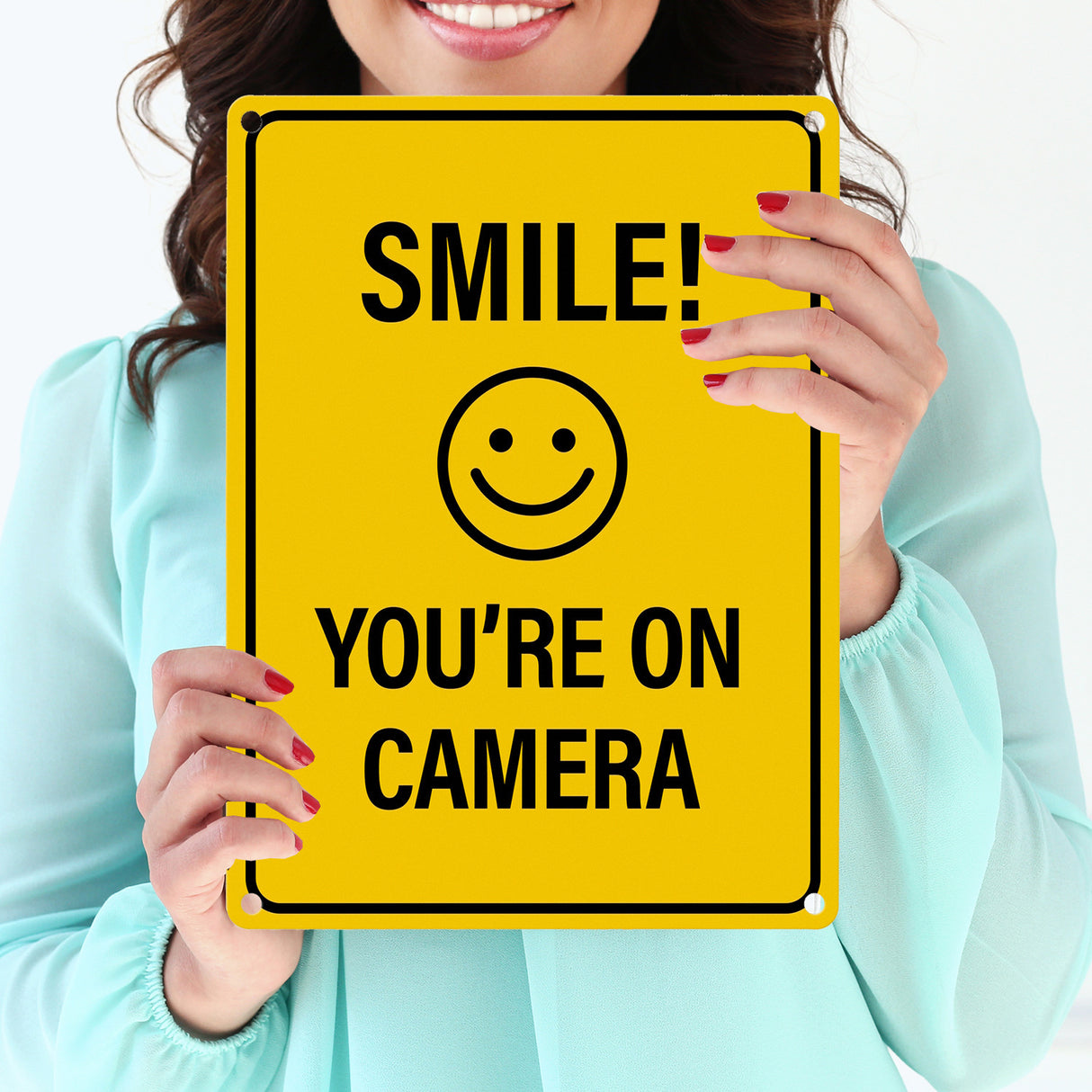 Smile you're on camera Metallschild - Kamera Lachen Lächeln Grundstück Eigentum Geischt