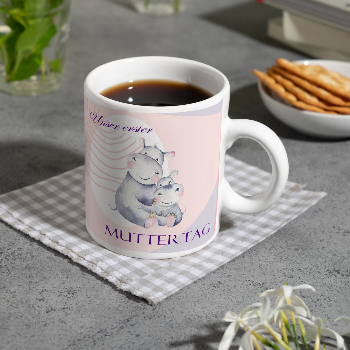 Nilpferd-Kaffeebecher zu ersten Muttertag mit Mama und Baby in rosa