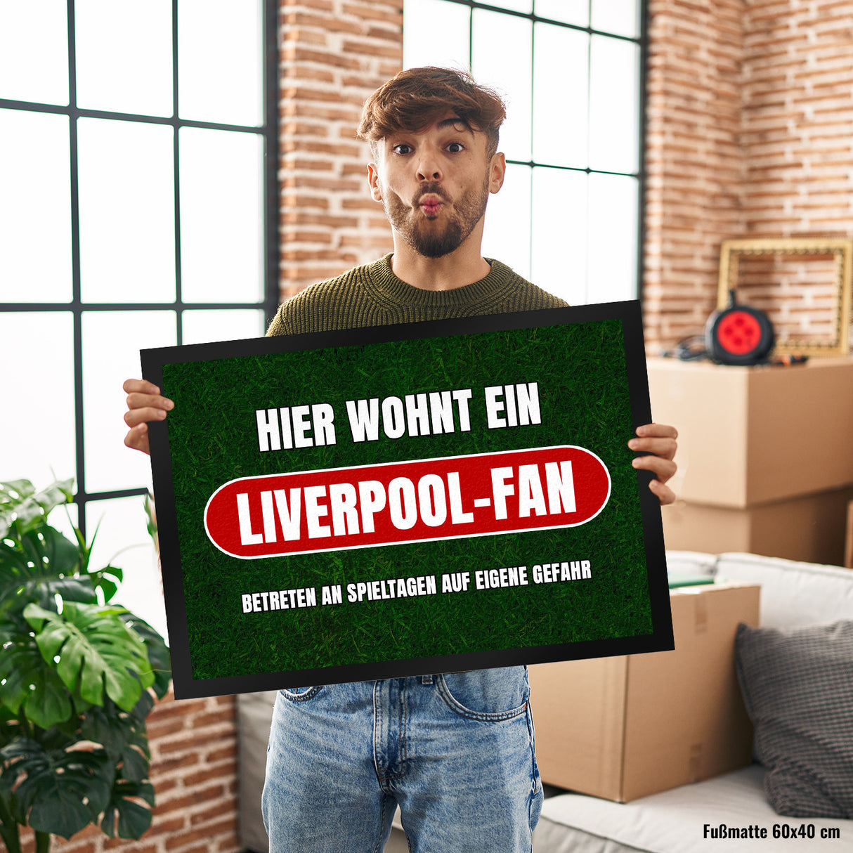 Hier wohnt ein Liverpool-Fan Fußmatte in 35x50 cm mit Rasenmotiv