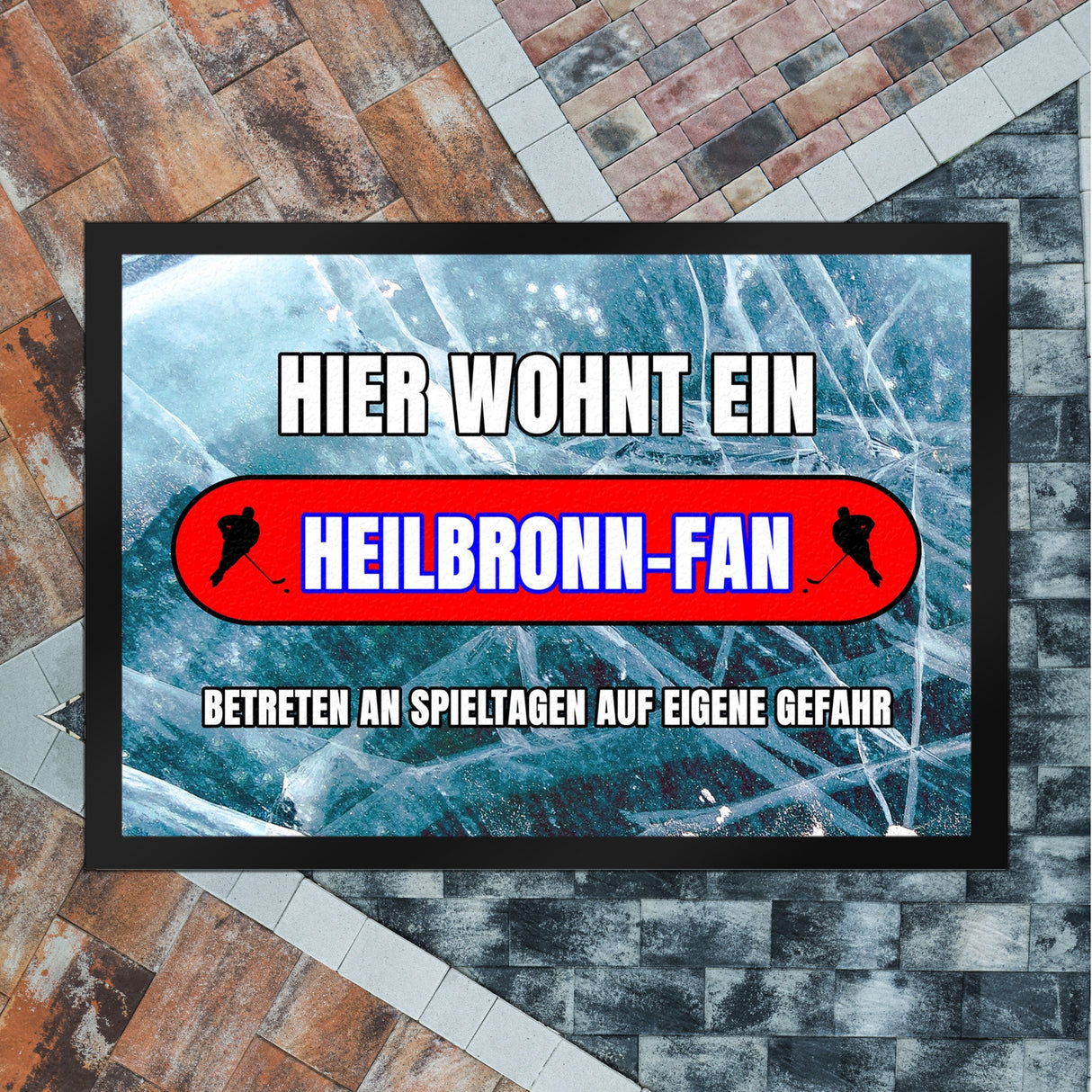 Hier wohnt ein Heilbronn-Fan Fußmatte in 35x50 cm mit Eishallen Boden-Motiv