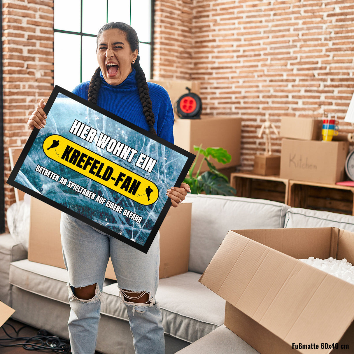 Hier wohnt ein Krefeld-Fan Fußmatte in 35x50 cm mit Eishallen Boden-Motiv
