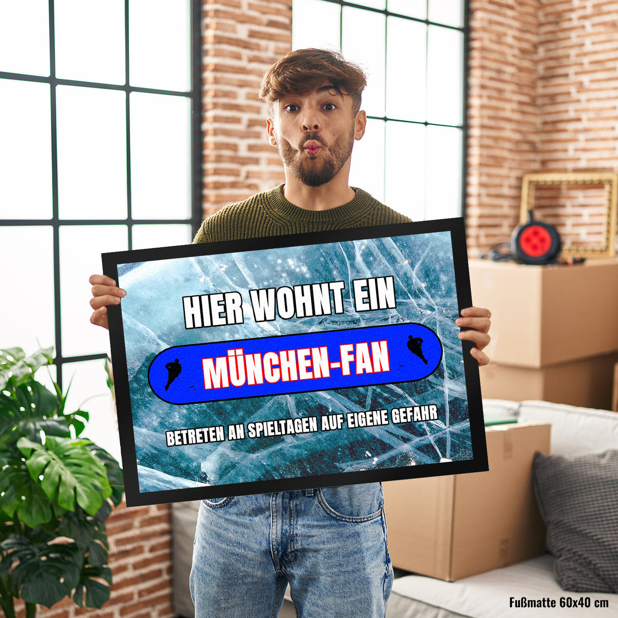 Hier wohnt ein München-Fan Fußmatte in 35x50 cm mit Eishallen Boden-Motiv