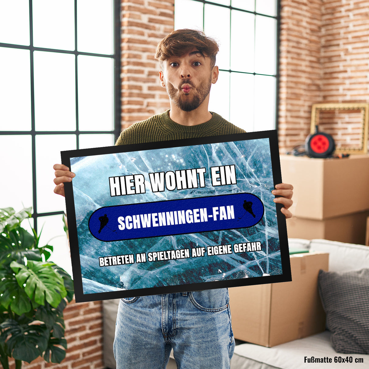Hier wohnt ein Schwenningen-Fan Fußmatte in 35x50 cm mit Eishallen Boden-Motiv