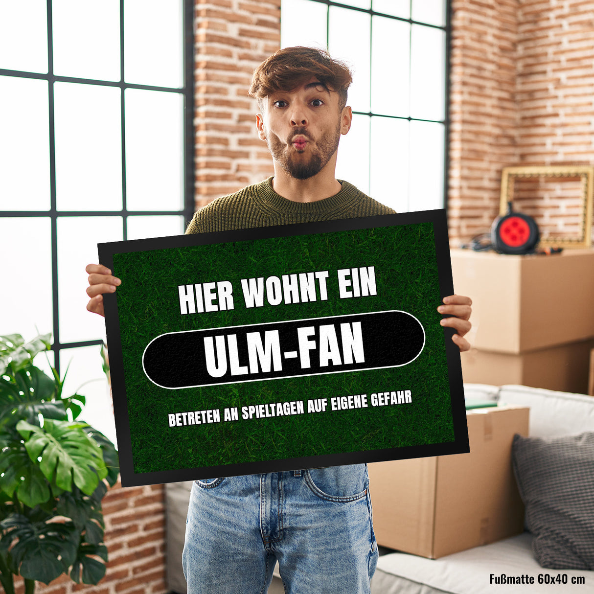 Hier wohnt ein Ulm-Fan Fußmatte in 35x50 cm mit Rasenmotiv