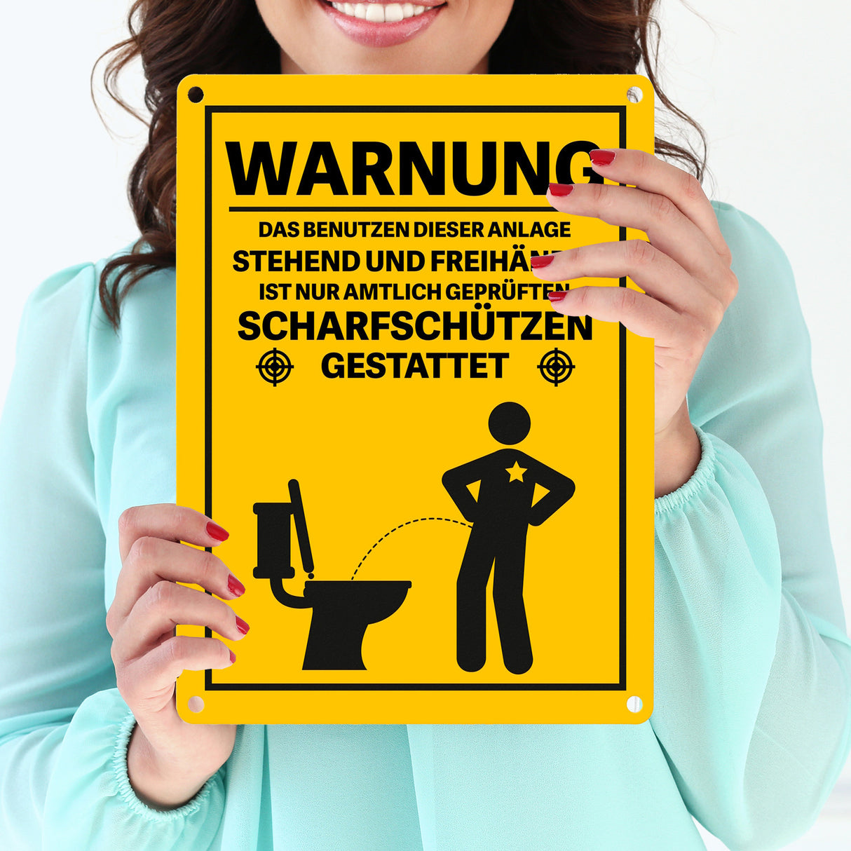 Vorsicht Die Benutzung der Anlage ist nur Scharfschützen gestattet Metallschild