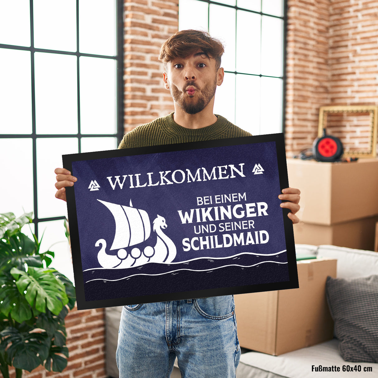Willkommen bei einem Wikinger und seiner Schildmaid Fußmatte mit Segelboot Motiv