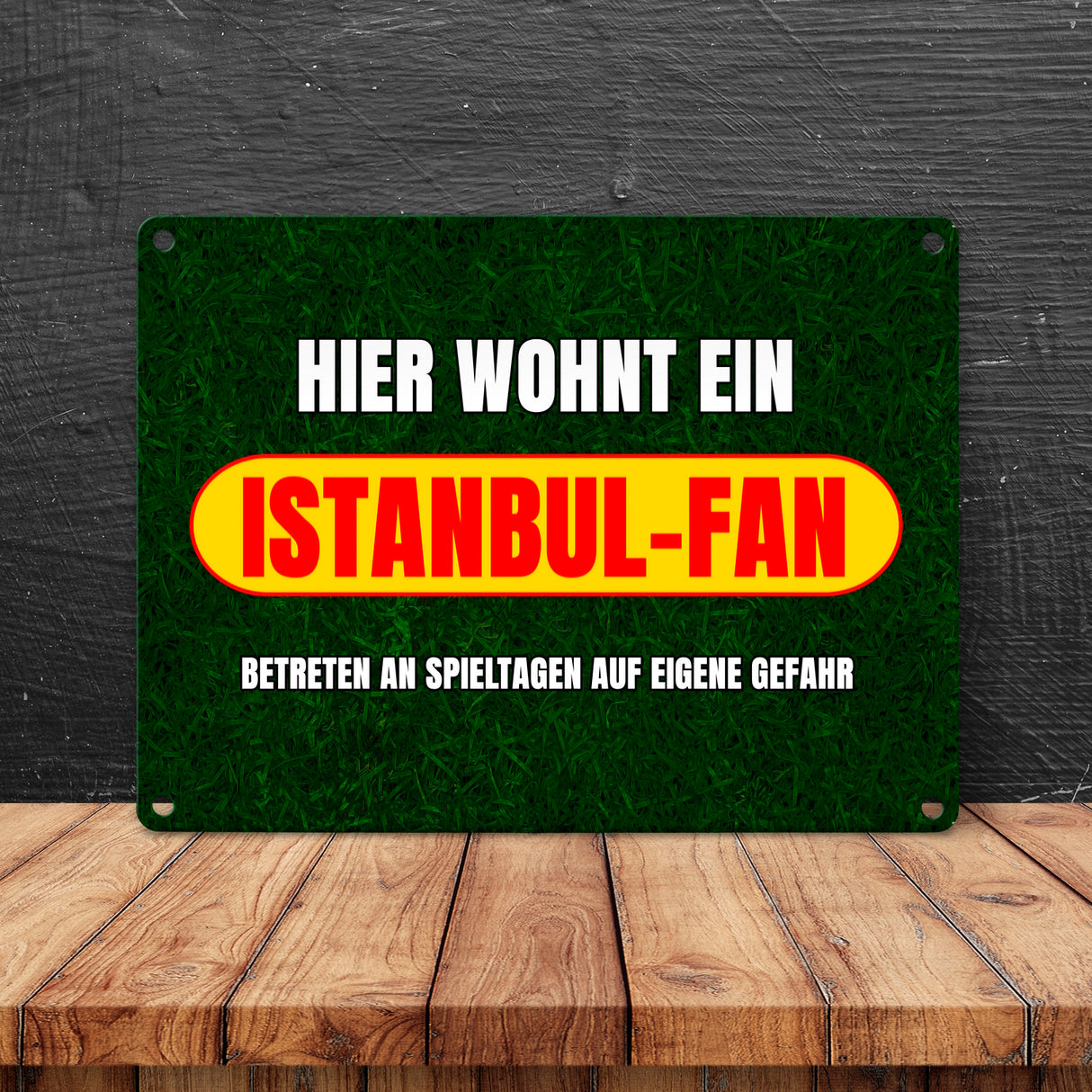 Hier wohnt ein Istanbul-Fan Metallschild in 15x20 cm mit Rasenmotiv