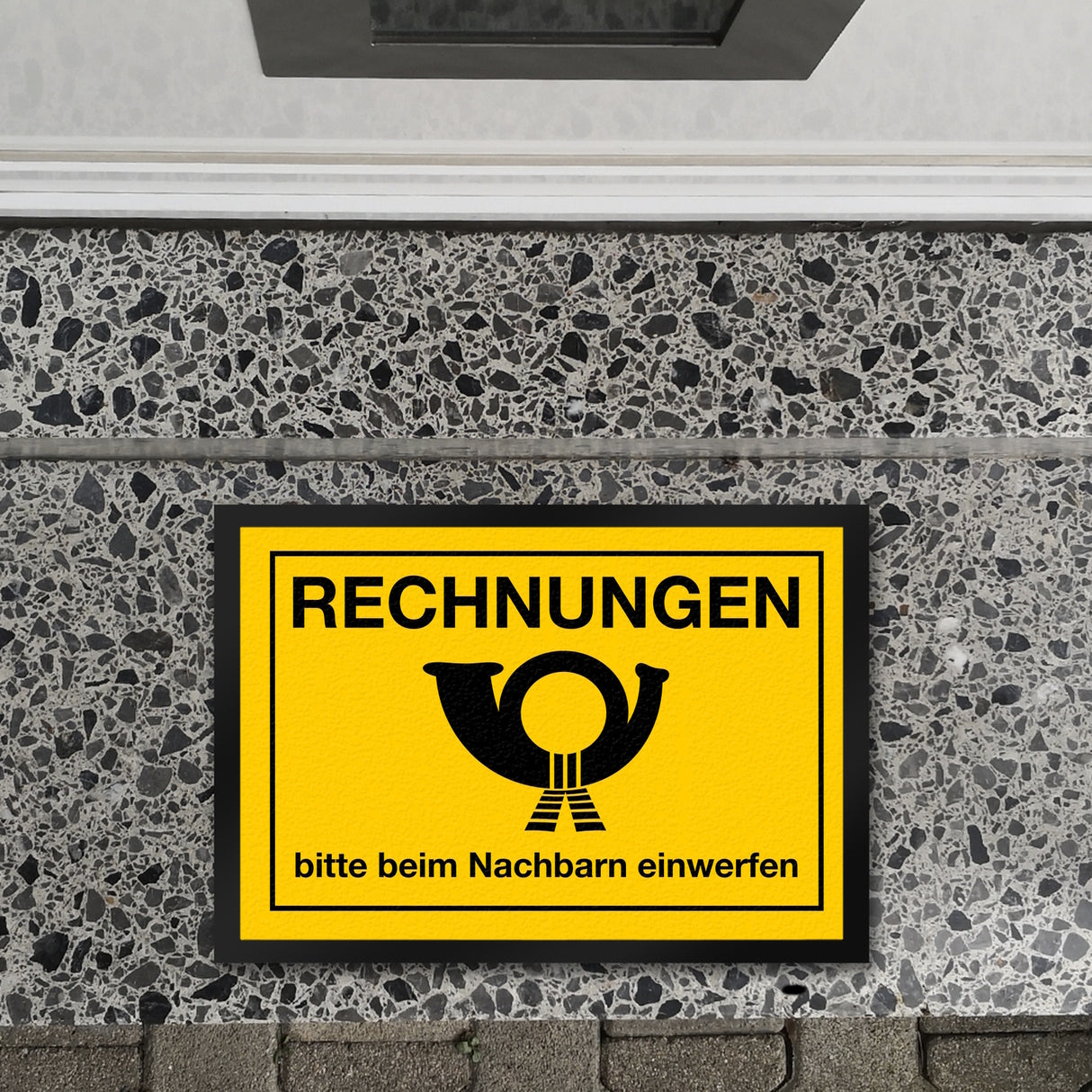 Fußmatte Rechnungen bitte beim Nachbarn einwerfen Post Briefträger mit Posthorn