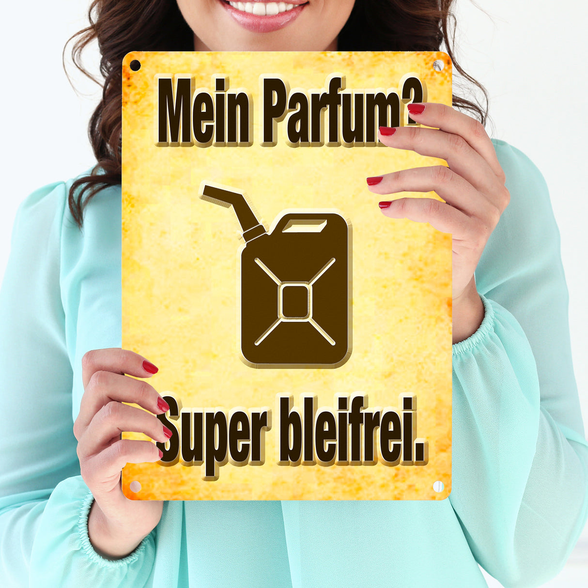 Metallschild mit Benzinkanister Motiv - Mein Parfum? Super bleifrei!