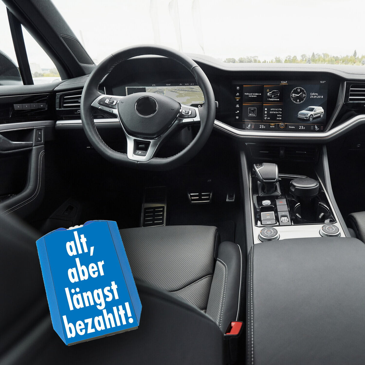 Alt, aber längst bezahlt Parkscheibe für dein Auto mit 2 Einkaufswagenchips